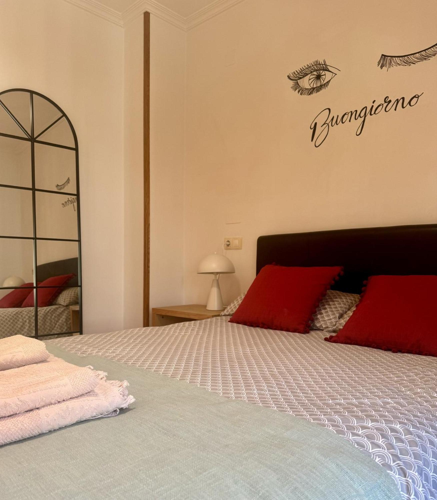 Fantastico Apartamento En Ribadeo Esterno foto